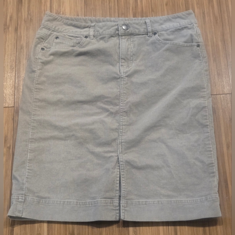 Women's Light Tan Straight Skirt - Classic Everyday Style